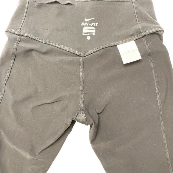 Nike Dri-Fit Black Cropped Leggings with Wide Leg Opening Size S (fits like XS) - Picture 9 of 10